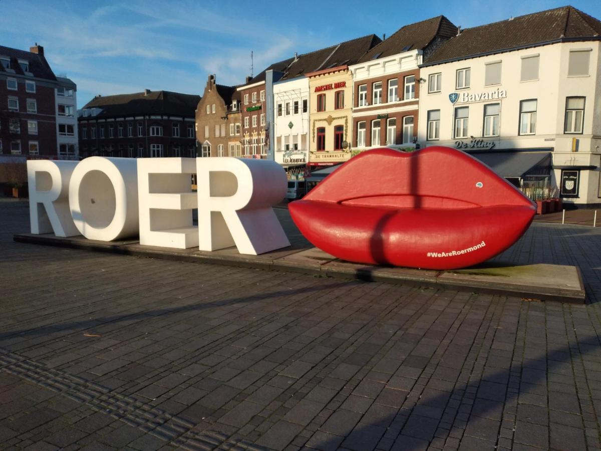 Stadswoning Roermond Eksteriør billede